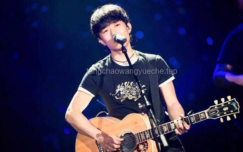 音乐产业新趋势：抽象艺术融合纯真烟嗓，米津玄师引领风尚